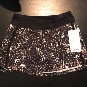 Lululemon pace rival skirt size 6